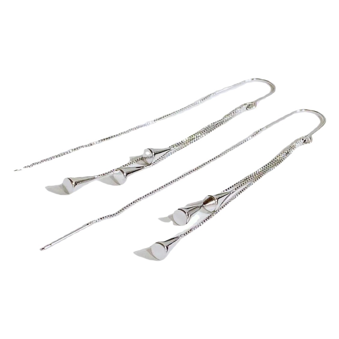 Elegant Long Water Drop Tassel Ear Line Women's 2024 New Fashionable Earrings Simple Snowflake Leaves Skinny Face Earrings