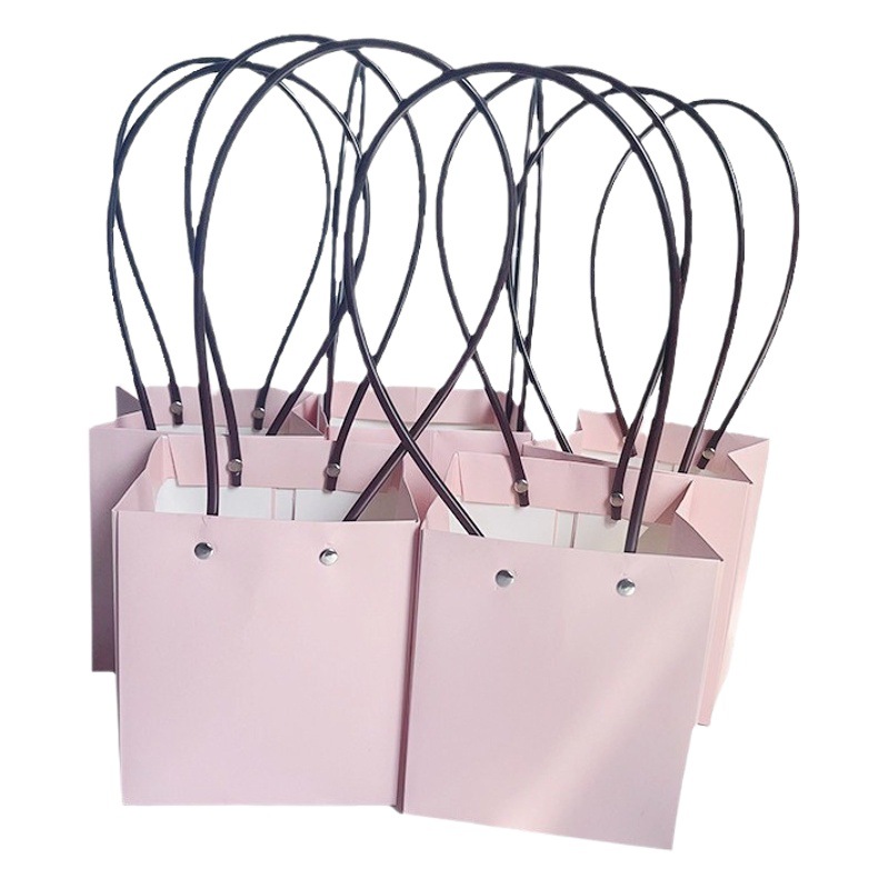 Factory wholesale flower bag coated waterproof kraft paper flower shop packaging bag small bouquet packaging box gift bag