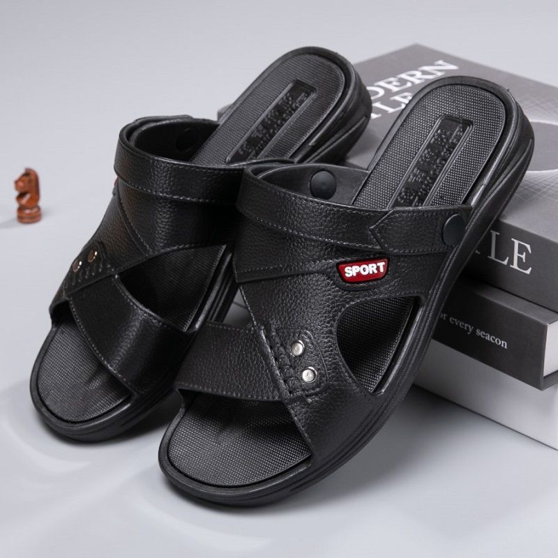 Sandals men's trendy summer breathable beach shoes casual outer wear non-slip driving Vietnam rubber sandals wholesale