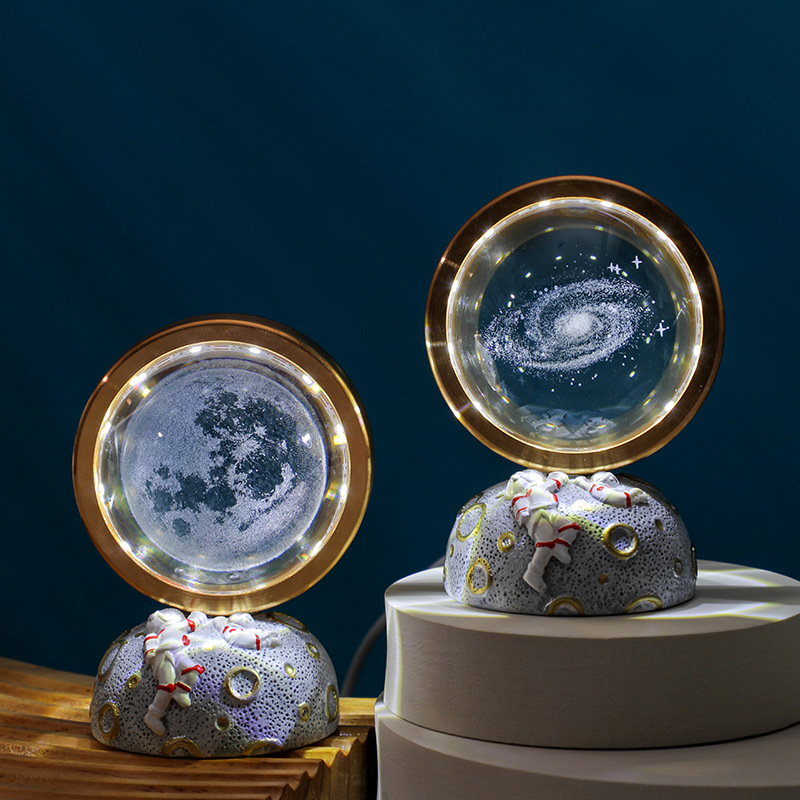 Astronaut Night Light Creative Planet Astronaut Luminous Bedroom Desktop Ornaments Room Decorations Student Gifts