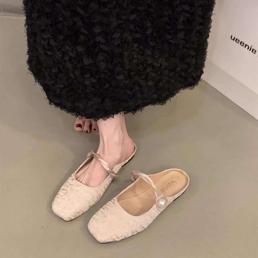 Ins Woven Knitted Outer Wearing Baotou Slippers Women's 2024 Summer French Style Gentle Shallow Mouth Heel-Free Lazy Slippers