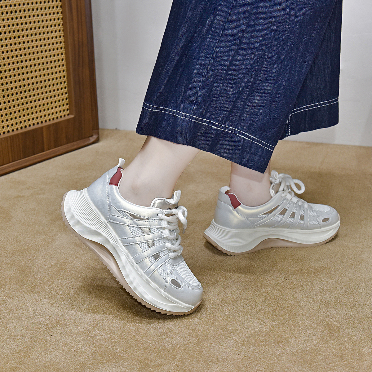 Thick-soled small white shoes women's 2024 autumn lace-up dad shoes color matching mesh sports style leisure travel shoes entity