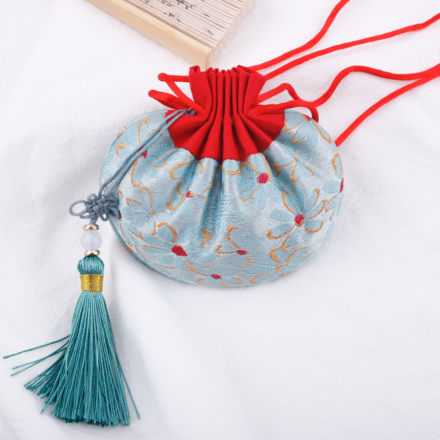 Picture of Carry-on antique sachet sachet empty bag Dragon Boat Festival Wormwood sachet Chinese style purse Hanfu accessories manufacturers