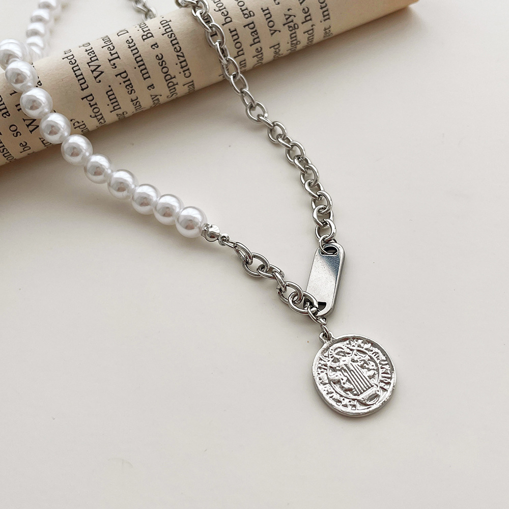 Picture of Korean ins Cold Wind Round Brand Necklace Female Niche Design Sense Internet Celebrity Hip Hop Trendy choke Collar Clavicle Chain