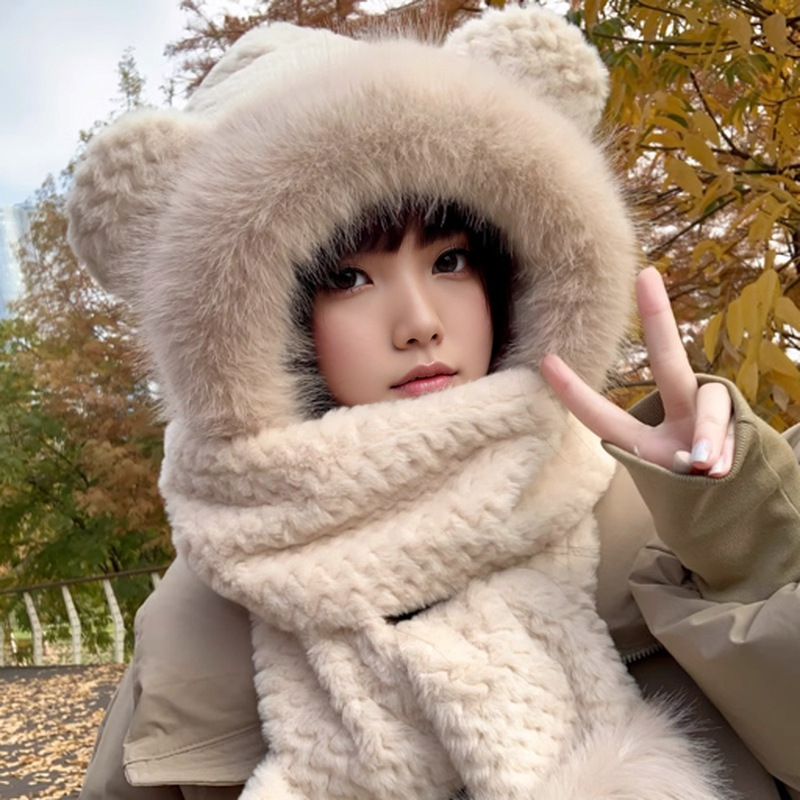 Picture of Cute Bear Hat Gloves Three-in-One Scarf Plush Hat Winter Riding Women's Easy Outdoor High-Level Warm Hat