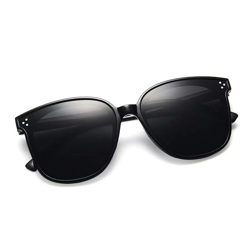 Picture of New High-End Sunglasses for Women, Street Photography, Big Face, Slimming Driving Glasses, Korean Style Trendy Men's Sunshade Glasses, Direct Supply from the Manufacturer