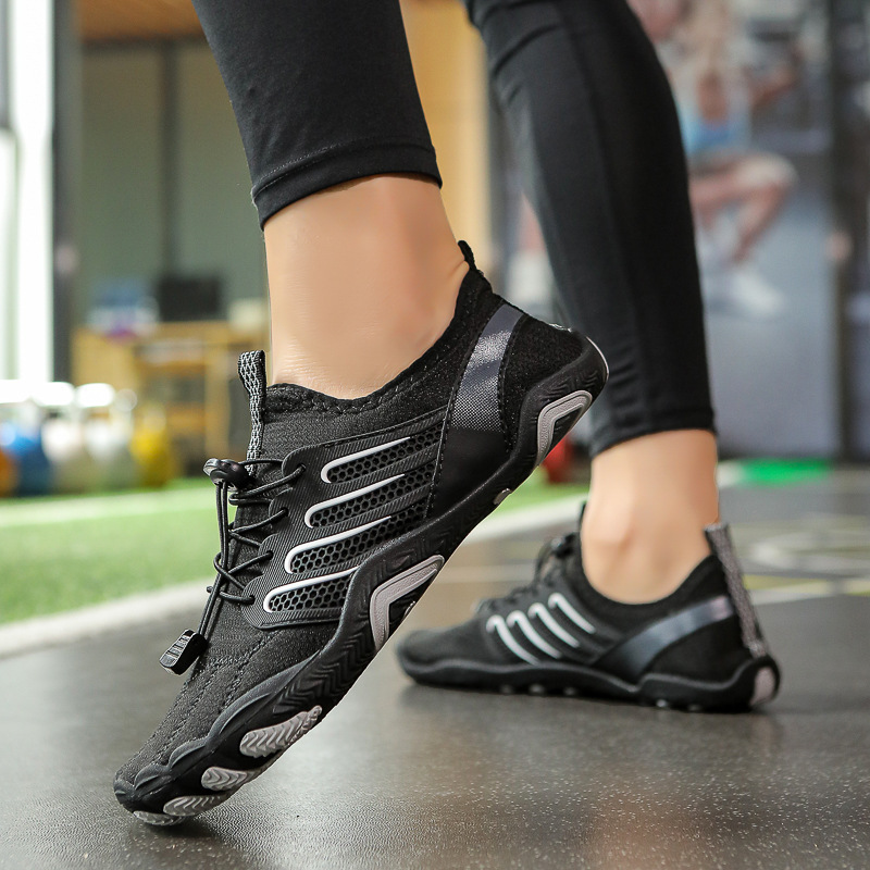 Picture of Outdoor Anti-Cut River Tracing Shoes for Men and Women, Beach Shoes, Quick-Drying Wading Shoes, Non-Slip Swimming Shoes, Women's Amphibious Fishing Shoes