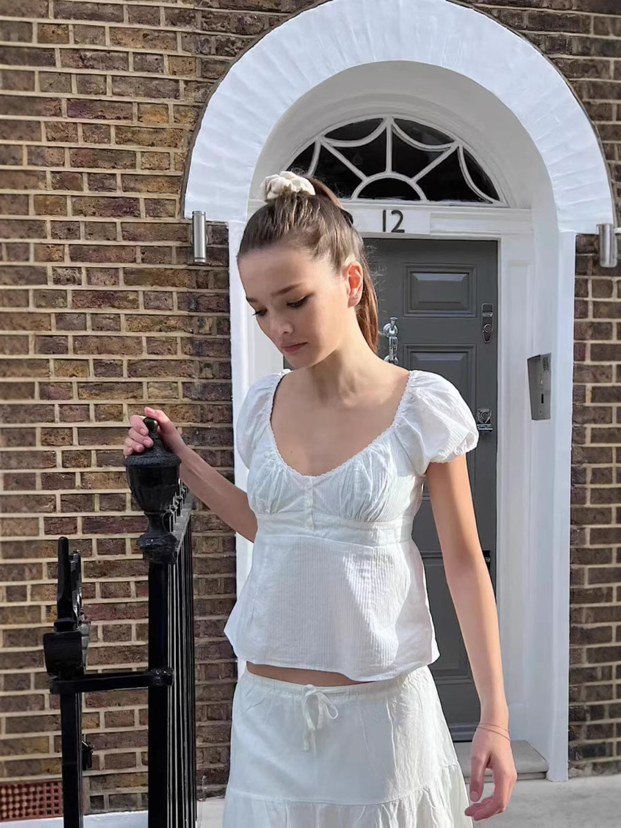 2025 Cross-Border Fresh and Sweet American Floral Lace Collar Three-Button Short-Sleeved t Design Round Neck Waist Slimming Look
