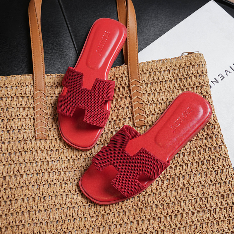 Picture of Slippers Women's Outer Wear 2025 New Summer Fashion All-match Flat Slippers Beach Travel Sandals Comfortable