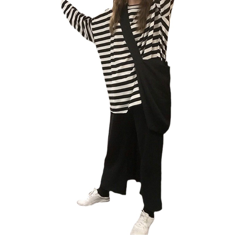 Autumn clothing 2023 new Harajuku style ins trendy black and white striped early autumn loose long sleeve T-shirt female student top