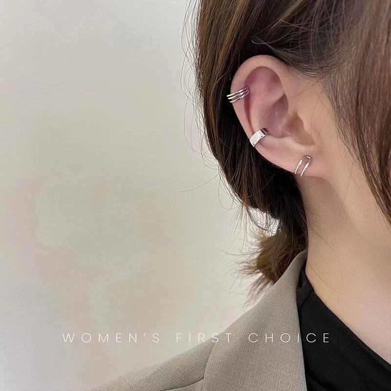 Picture of Personalized, Simple, Exquisite and High-End Ear Clips Without Piercings, Feminine, Fashionable, Retro and Cold Style Ear Bone Clips, Super Fairy and Cool