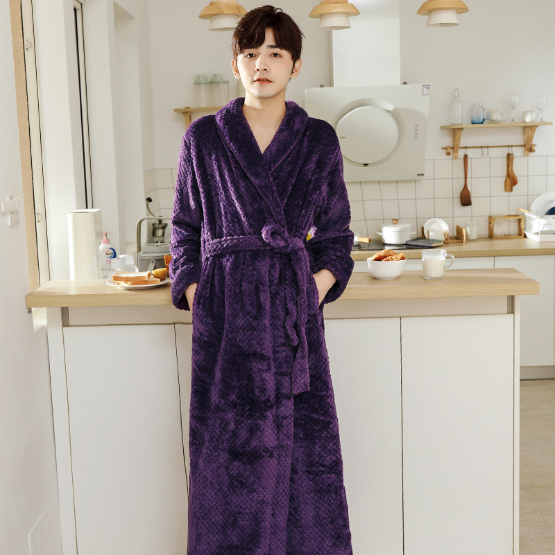 Picture of Inner Model Nightgown for Women in Autumn and Winter for Couples, Extra Long and Velvet Thickeneded Double-Sided Velvet Coral Velvet Bathrobe for Men with Extra Fat