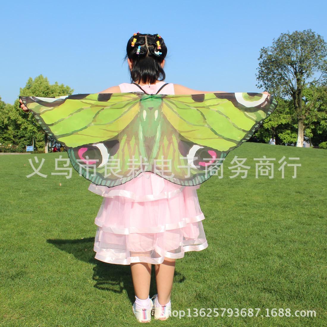 Picture of Halloween Cloak Butterfly Halloween Cloak Butterfly Decoration Butterfly Halloween Small Butterfly Wholesale