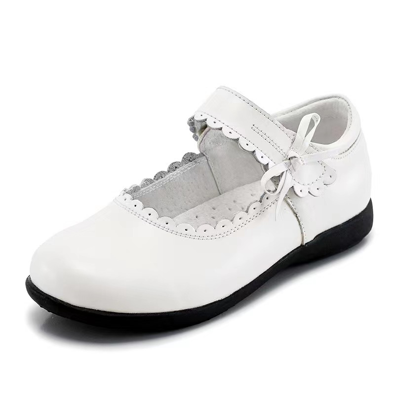 Picture of Girls Black Small Leather Shoes 2025 Spring and Summer British School Students Shoes Single-layer Shoes Children's Performance Bean Princess Shoes
