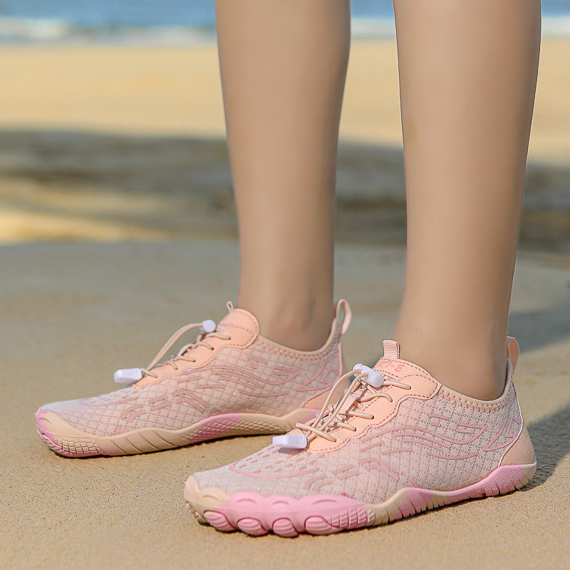 Picture of Cross-Border New River Tracing Shoes for Couples, Outdoor Swimming and Wading Shoes, Quick-Drying Breathable Beach Shoes, Hiking and Mountaineering Five-Finger Shoes