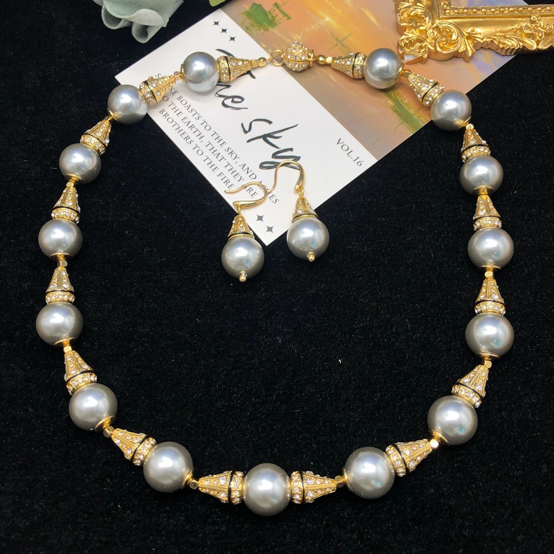 Middle Ancient Jewelry Grey Glass Pearl Necklace Earrings Set Diamond Plated Real Gold Magnetic Buckle Sweater Chain Joker