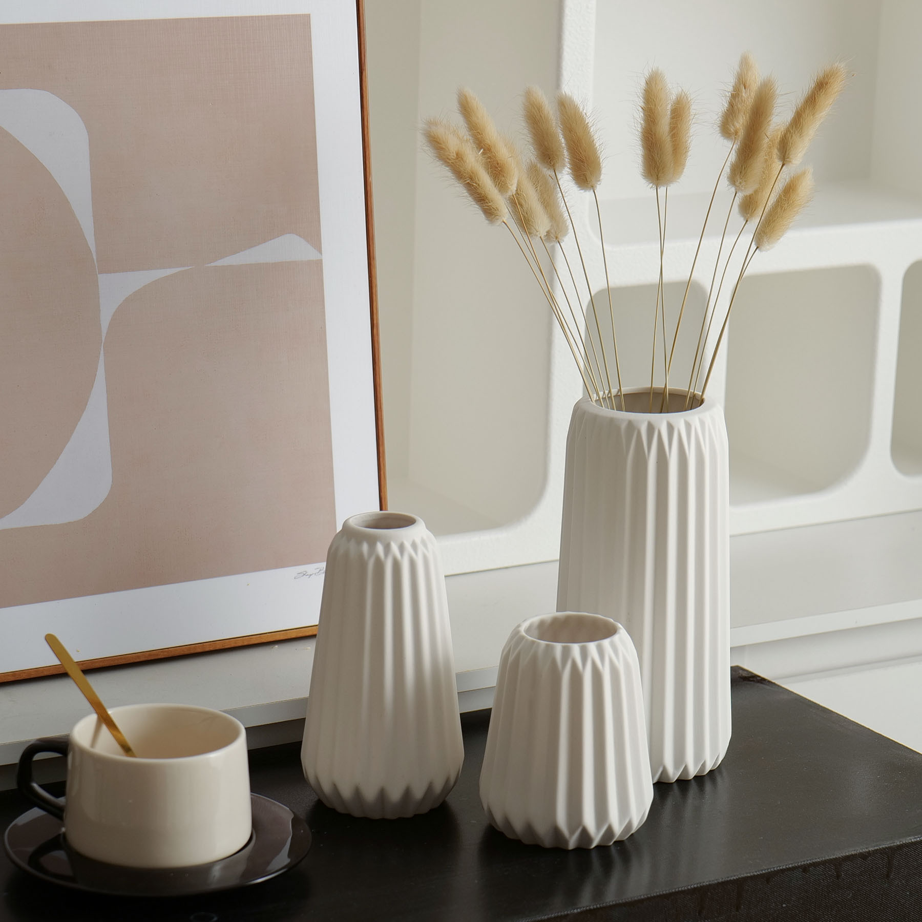 Picture of Ceramic Vase suit Simple Ceramic Vase Home Decorations Ornaments White Decoration Crafts suit Vase