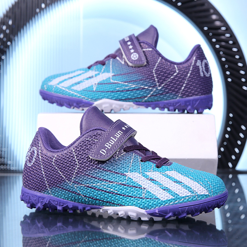 Girls Football Shoes New Velcro Student Professional Training Sneakers Teenagers Lawn Crushed Nails Boys Football Shoes