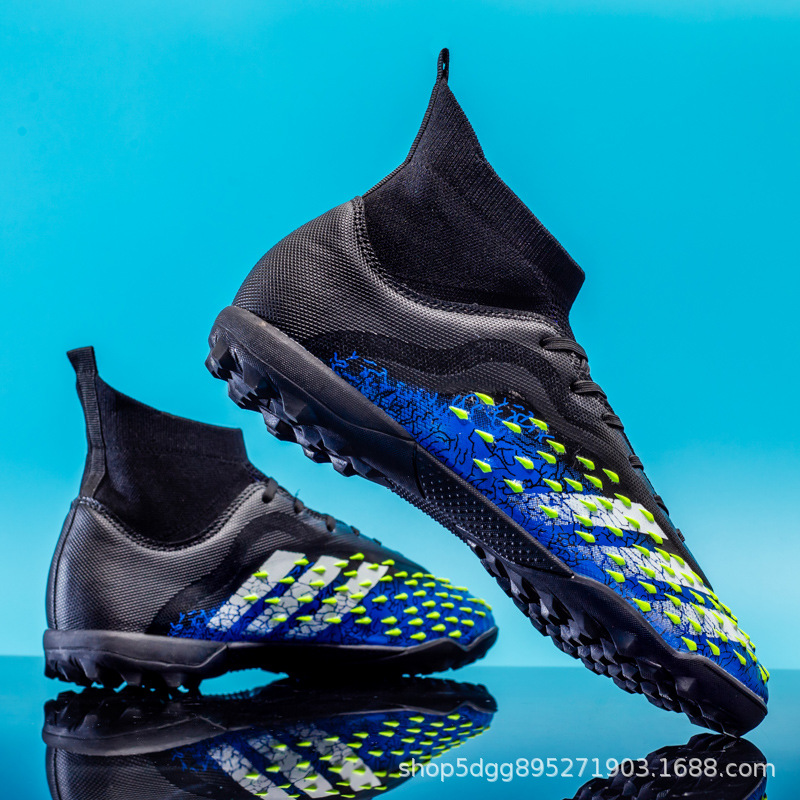 Picture of Cross-border plus size genuine goods high-top football shoes new wholesale men's training shoes student football shoes broken nail shoes women