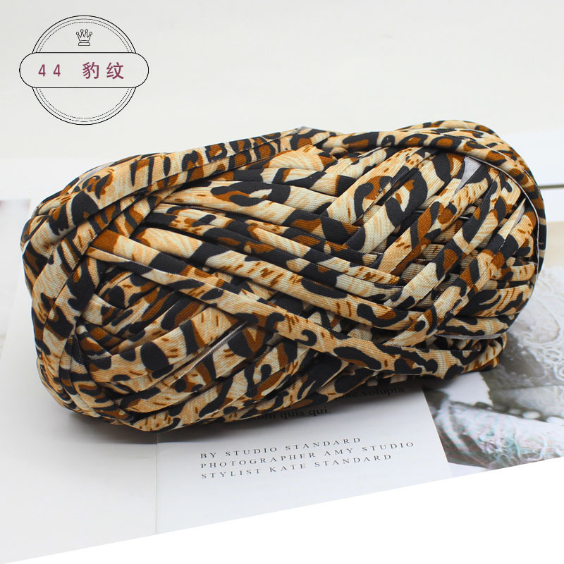 Picture of Wool color cloth thread handmade Hyun-A with woven bag yarn fancy segment dyed cloth hook wool wholesale