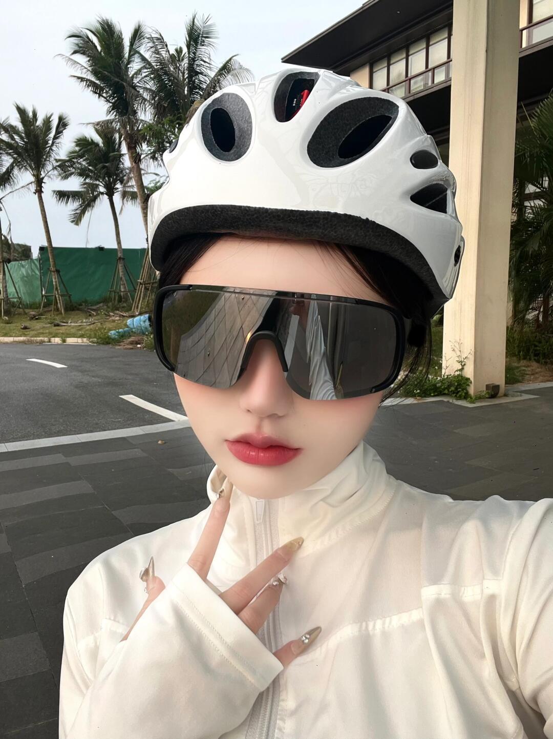 New Cross-border European and American Colorful UV-proof Large Frame Windproof Goggles for Men and Women Ski Goggles Mountaineering Glasses Outdoor Riding Mirror