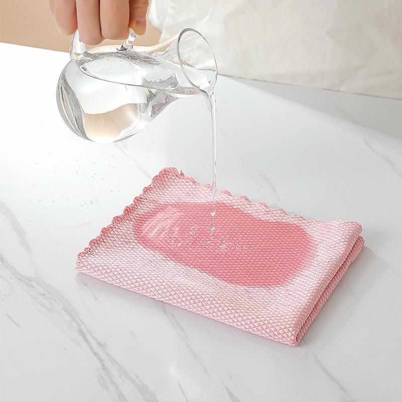 Picture of Special fish scale cleaning cloth for glass cleaning, household cleaning cloth, kitchen oil-removing seamless absorbent towel