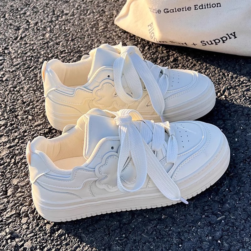 White Shoes for Women 2025 Spring & Fall New Thick-Soled Canvas Shoes Fufu Original Niche Shoes Versatile Casual Sneakers