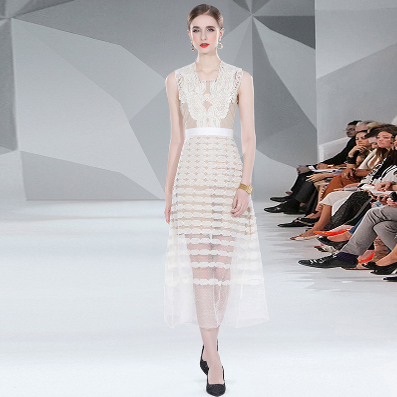 2023 Summer new sleeveless water soluble lace crocheted hollow waist sweet mid-length dress