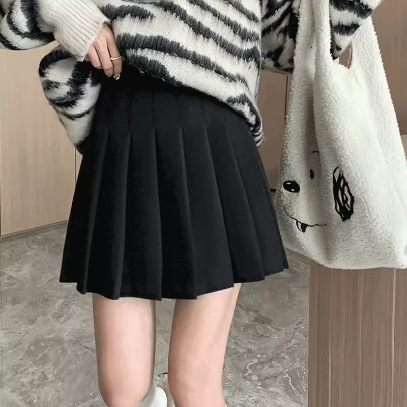 Picture of plus size brown Pleated Skirt Women's Autumn and Winter 2023 New High Waist Slimming Pleated Academy Style A- Line Skirt