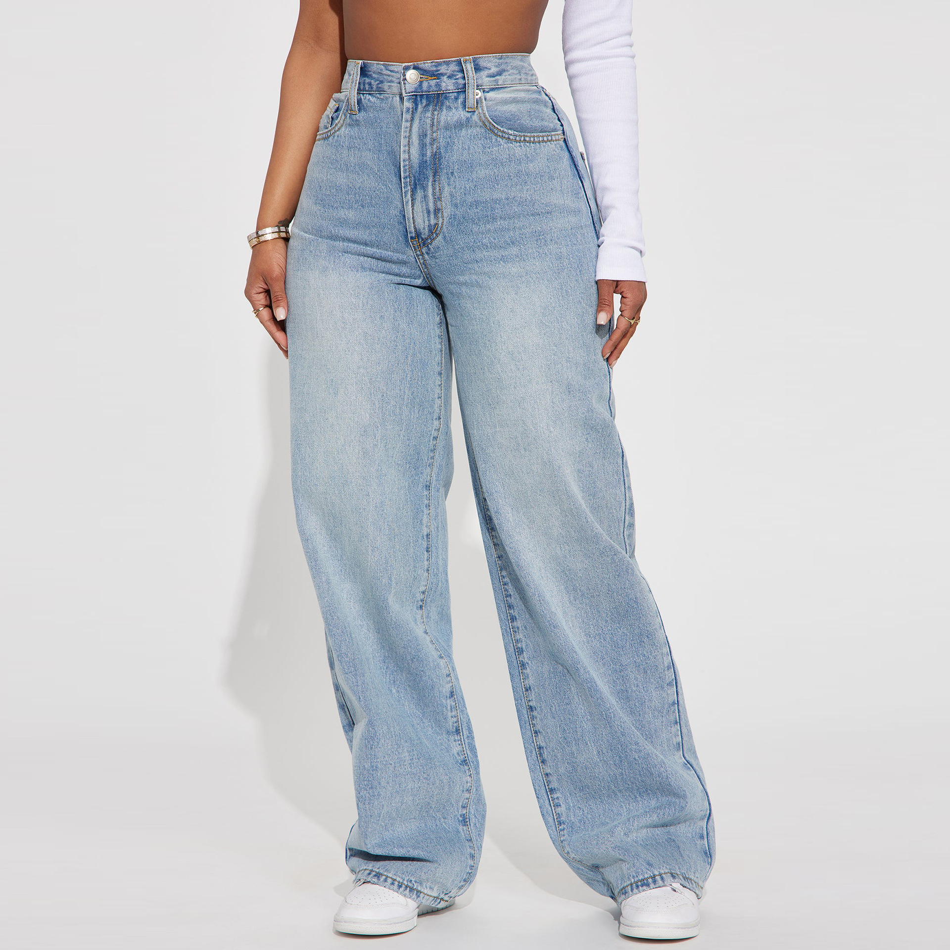 Overseas warehouse straight hair independent station cross-border women's skateboard pants colored straight jeans 2024 new women's 3642
