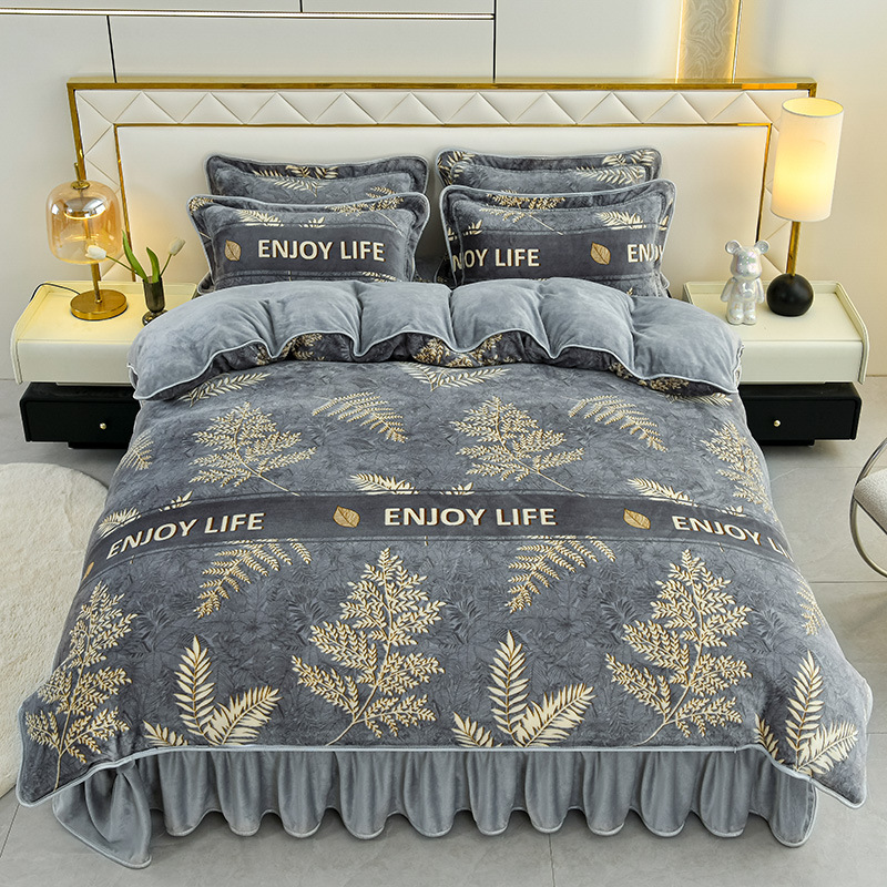 Winter thickened milk velvet four-piece set double-sided velvet coral fleece fleece-lined quilt cover bed sheet dormitory three-piece lint-free set