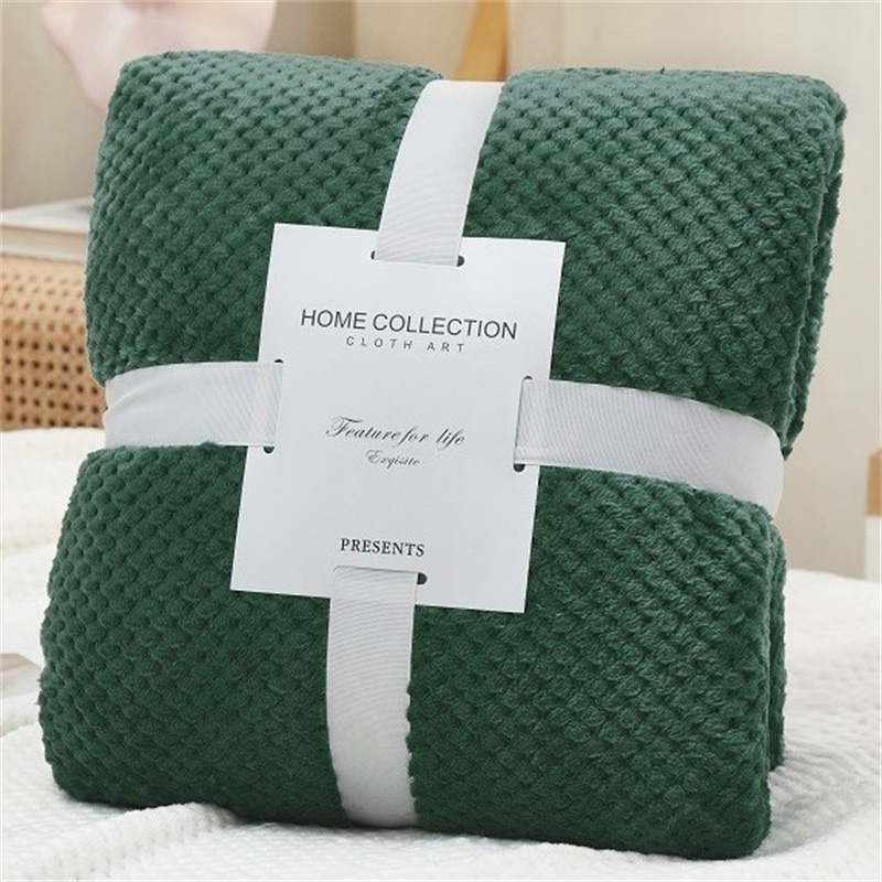 Picture of Pineapple Plaid Blanket Flannel Blanket Office Nap Blanket Air Conditioning Blanket Coral Velvet Thickened Velvet Blanket Wholesale