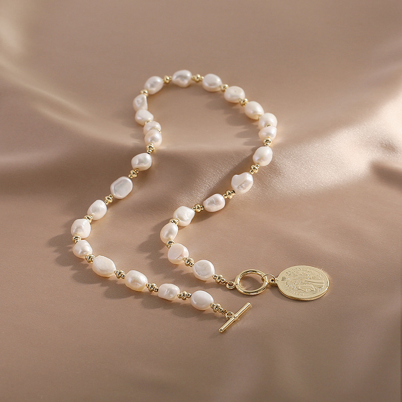 Natural Freshwater Pearl Necklace Baroque Pearl Ot Buckle Clavicle Chain French Beauty Figure 14K Gold Personalized Pendant