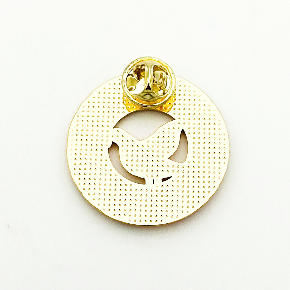 Picture of United Nations peace pigeon brooch sustainable development goal medal representative geometric pattern 17 color oil dripping necklace