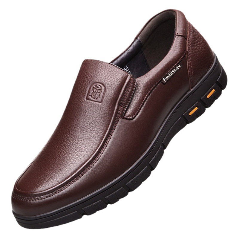 Old people's head spring and autumn plus size leather shoes plus size casual men's shoes men's hollow business dad daily leather shoes wholesale