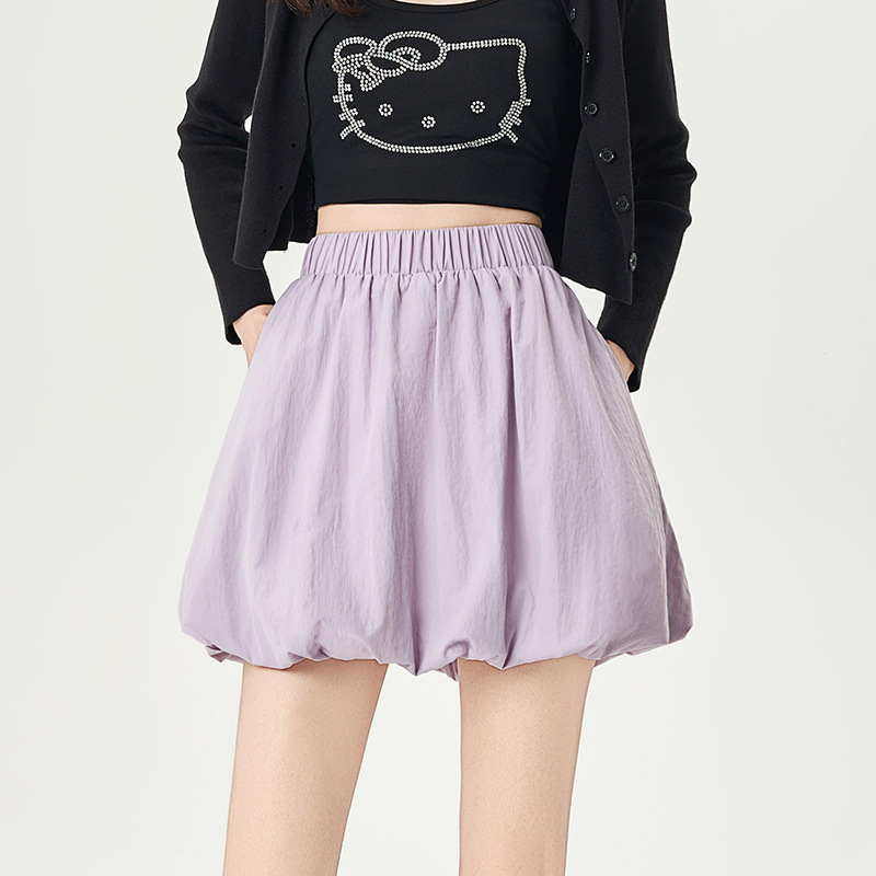 2025 Women's A-Line White Summer Short Skirt Fluffy Cloud New Style Bloomers with Flower Bud Pleated Skirt High Waist