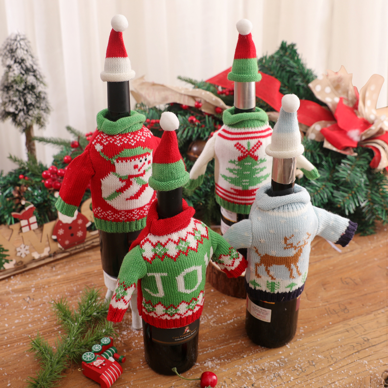 2022 cross-border holiday atmosphere decoration props knitted clothes Christmas wine bottle cover creative hooded wine cover