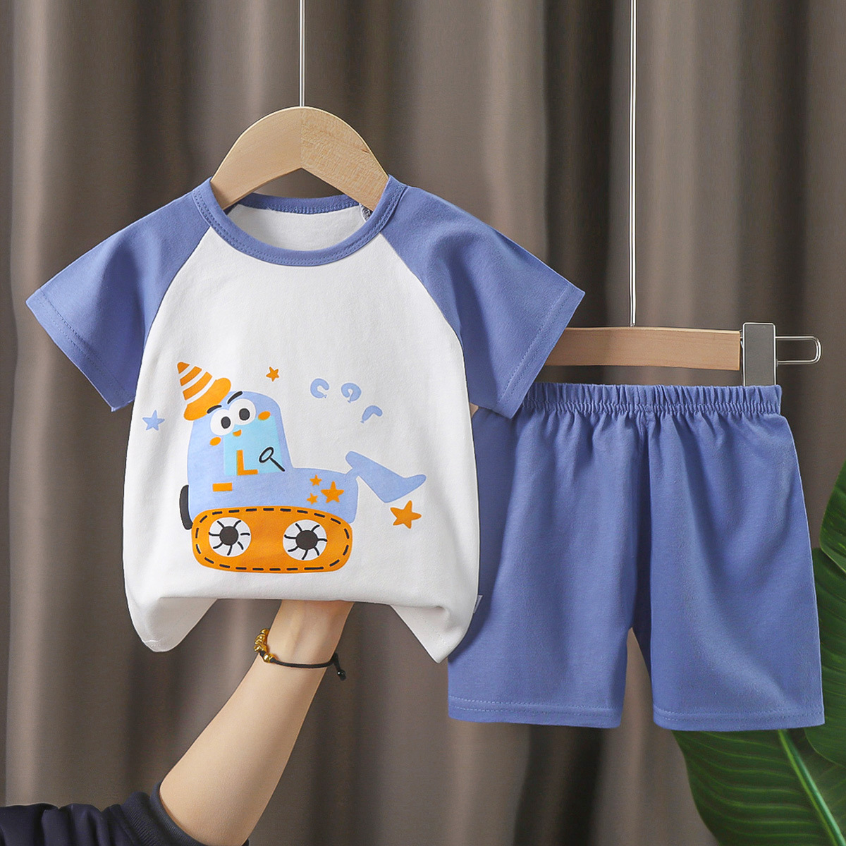 Picture of Children's Short-Sleeved Suit Pure Cotton Summer New Baby Boy Summer T-Shirt Girl Clothing Thin Kidsren's Clothing Carefully Selected