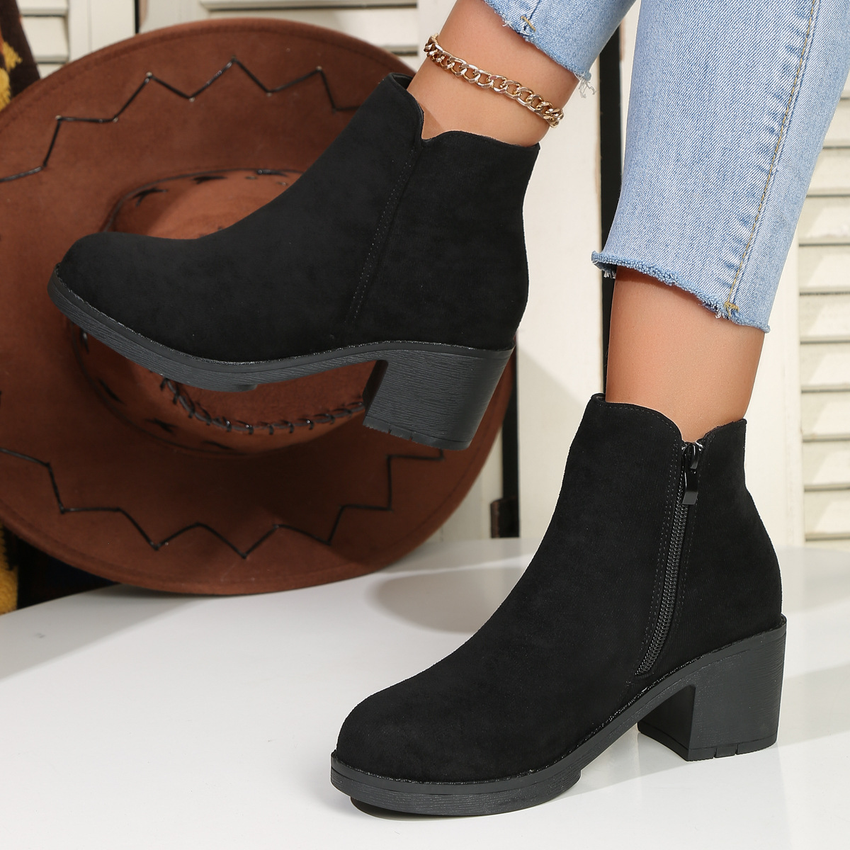 Picture of Foreign trade new plus-size suede side zipper short leg Martin boots women's cross-border round toe thick heel thin round toe skinny boots