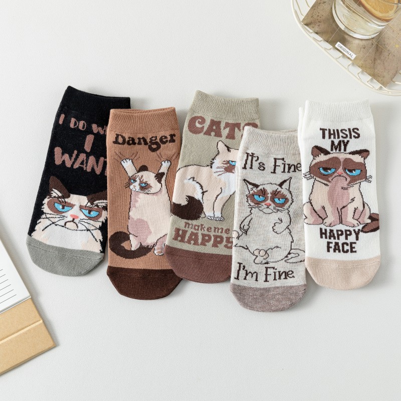 2024 spring and autumn new cartoon straight dog boat socks cotton simple socks women's soft casual cotton socks