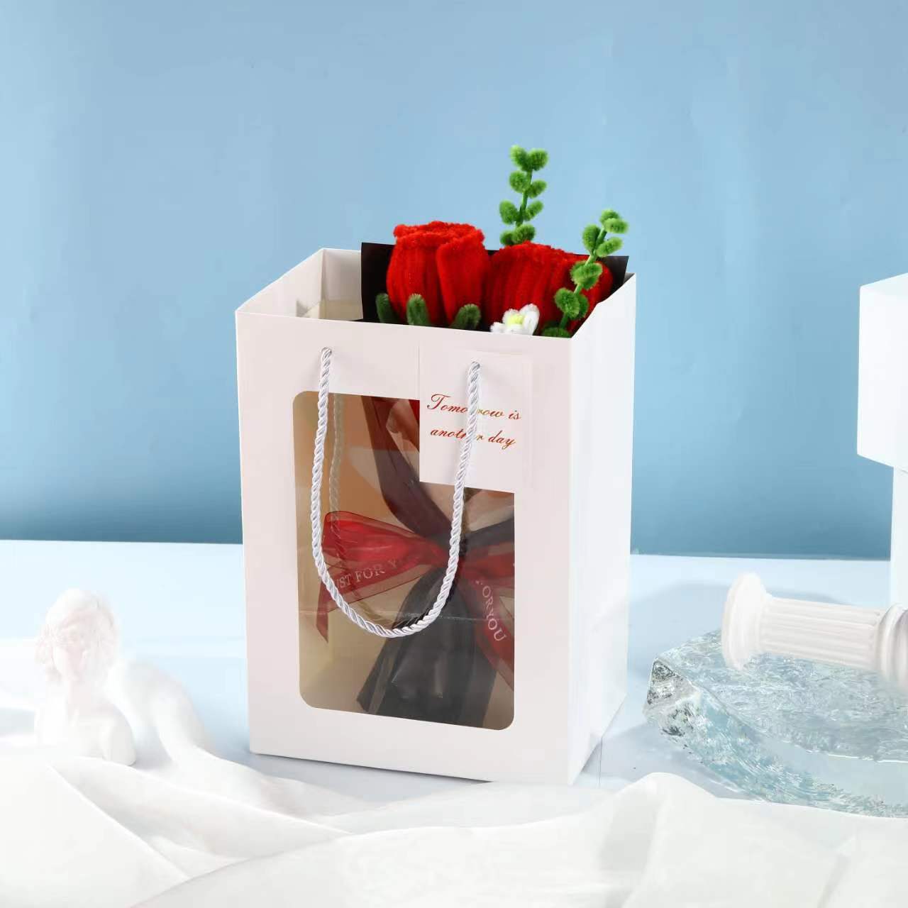 Picture of New Chinese Valentine's Day Flower Tote Bag Bouquet Packaging Gift Bag Transparent Window Tote Bag Wholesale