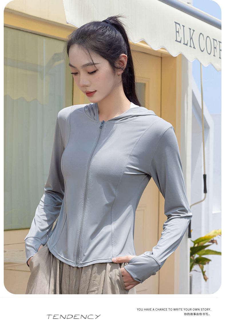 Picture of Ice Silk Sun Protection Clothing Women's Summer Thin UV Protection All-match Sun Protection Clothing Loose Sports Outdoor Hooded Coat Women