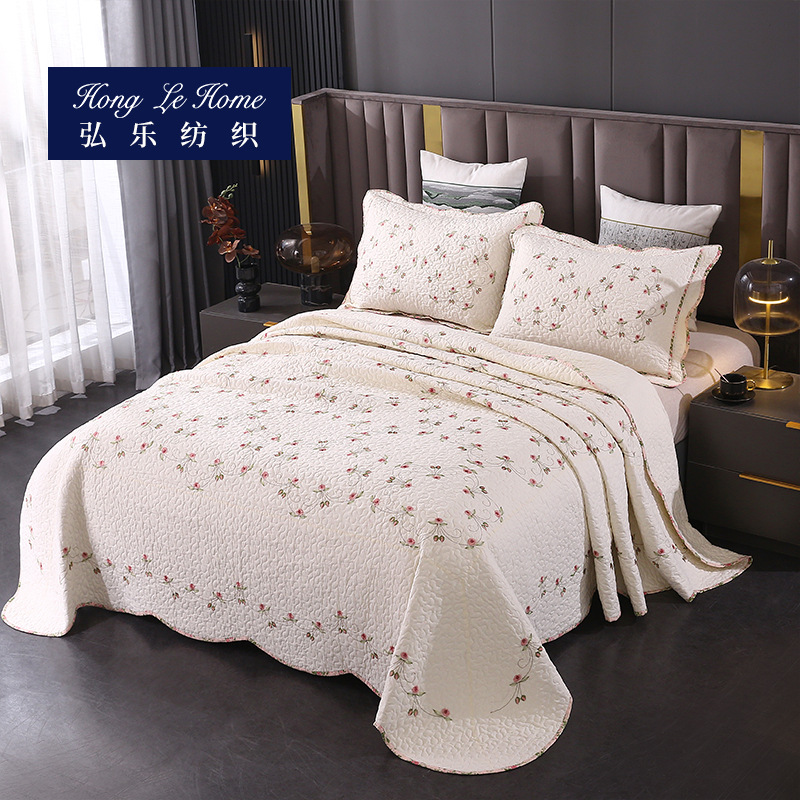 Four Seasons Double-Sided Pure Cotton Sand-Washed Embroidered Printed Bed Cover Three-Piece Quilted Tatami Mattress Non-Slip Pure Cotton Bed Sheetss