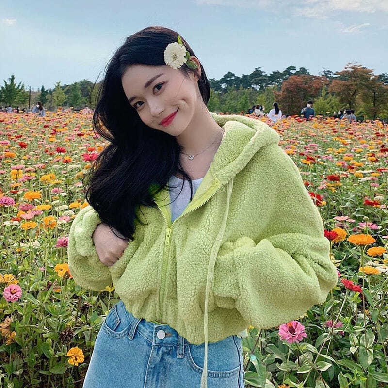 Solid Color Age-reducing Lamb Suede Hooded Kangaroo Pocket Zipper Short Sweater Women's Autumn and Winter Slim Look Small Jacket