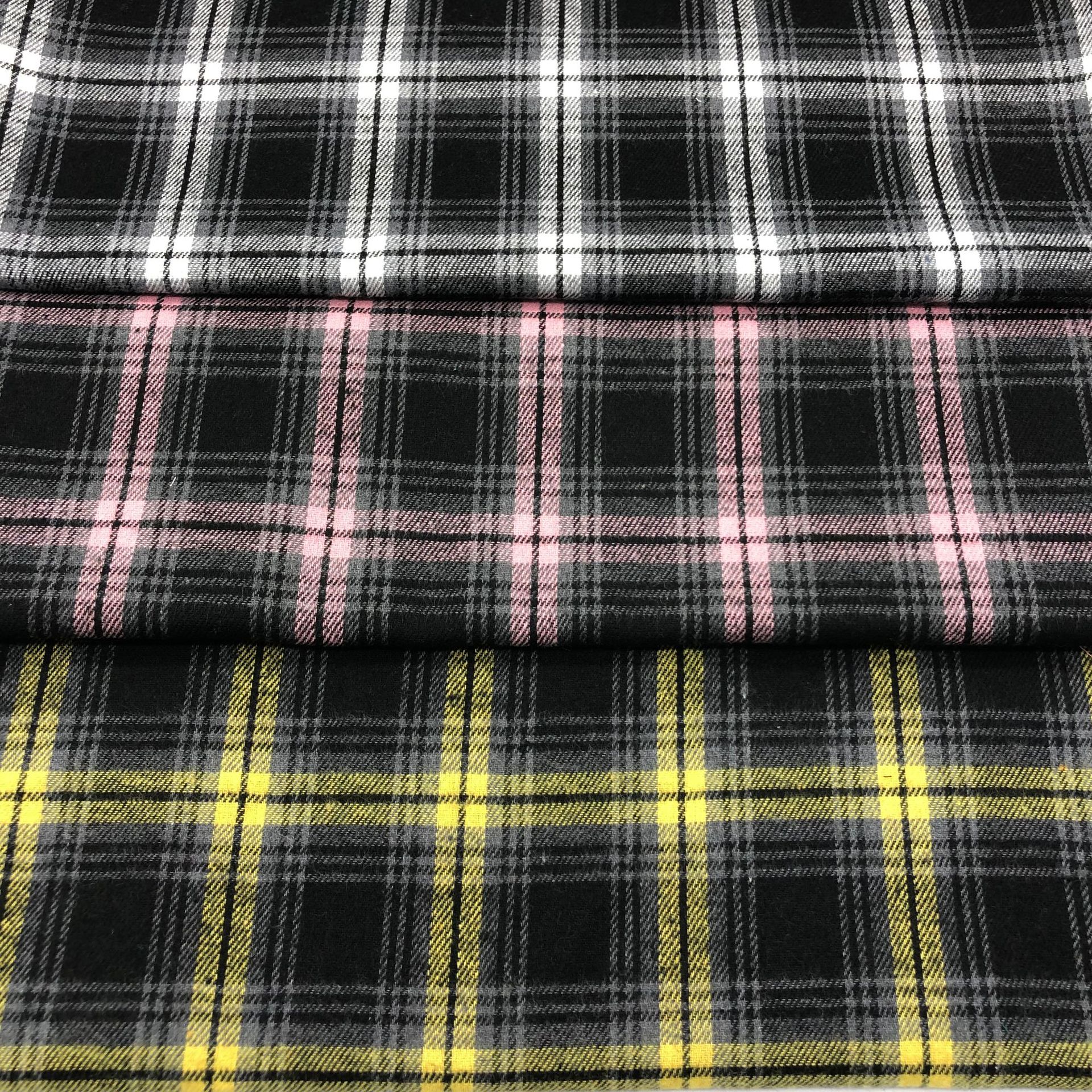 Spring and summer thin polyester-cotton yarn-dyed plaid shirt children's clothing tablecloth toy luggage fabric home clothing decorative fabric