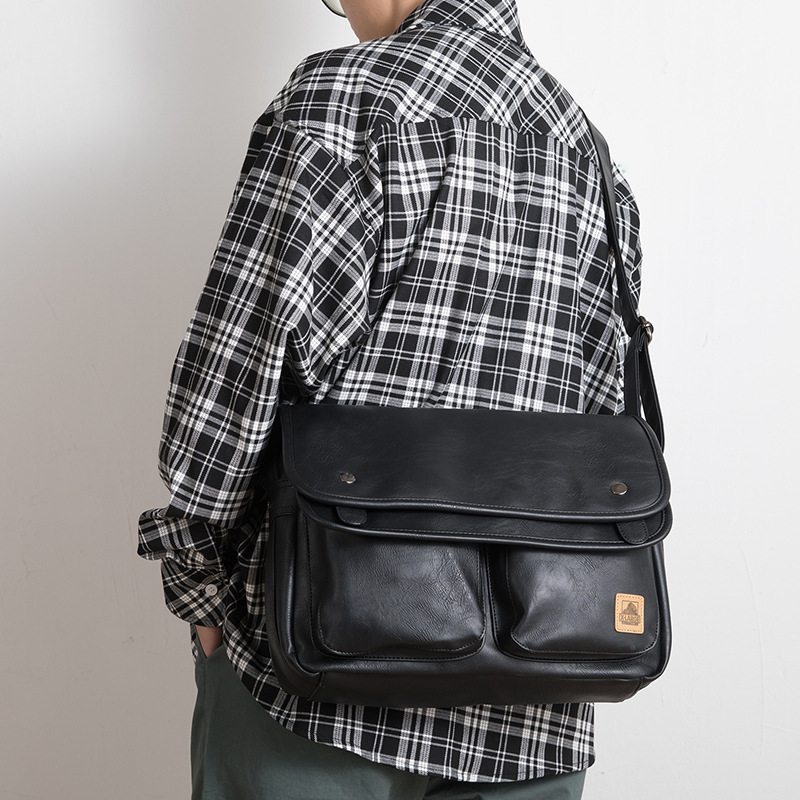 College Style Large Capacity Crossbody Bag Men's Leather Bag Messenger Bag Japanese Style Casual Commuter Bag Fashionable Shoulder Bag