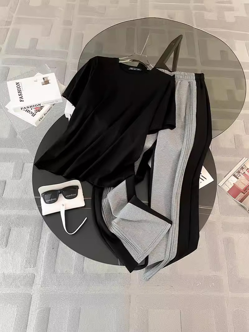 Sports Casual suit Women's Street-fried Loose T-shirt Fashionable Pleated Decorative Wide Leg Pants Fashionable Casual suit Women