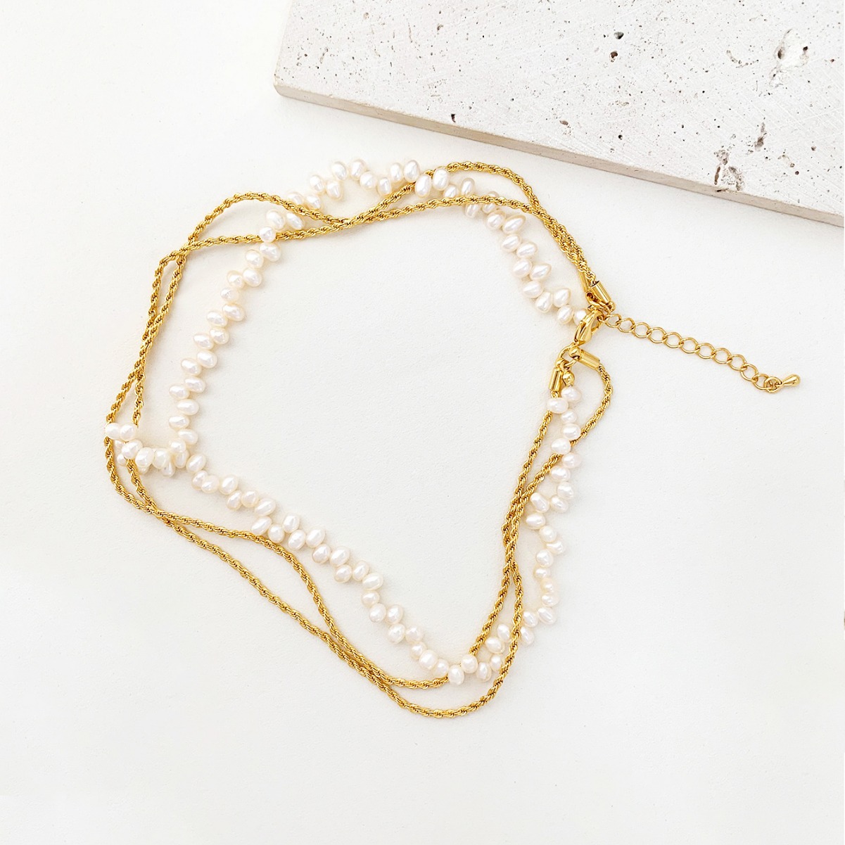 French Design Natural Freshwater Pearl Three-layer Hand-woven Freshwater Pearl Clavicle Chain
