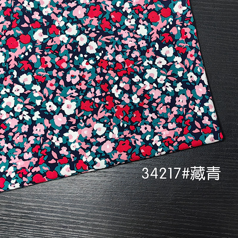 New Spot 30 Person Cotton Print Classic Small Floral Women's Dress Men's Pants Shirt Clothing Fabric