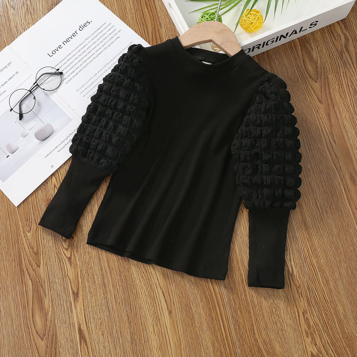 Picture of Girls' Base Shirt Spring and Autumn 2024 Half High Collar Bubble Sleeve Thickened Children's Long Sleeve T-shirt Girls' Top Cross-border